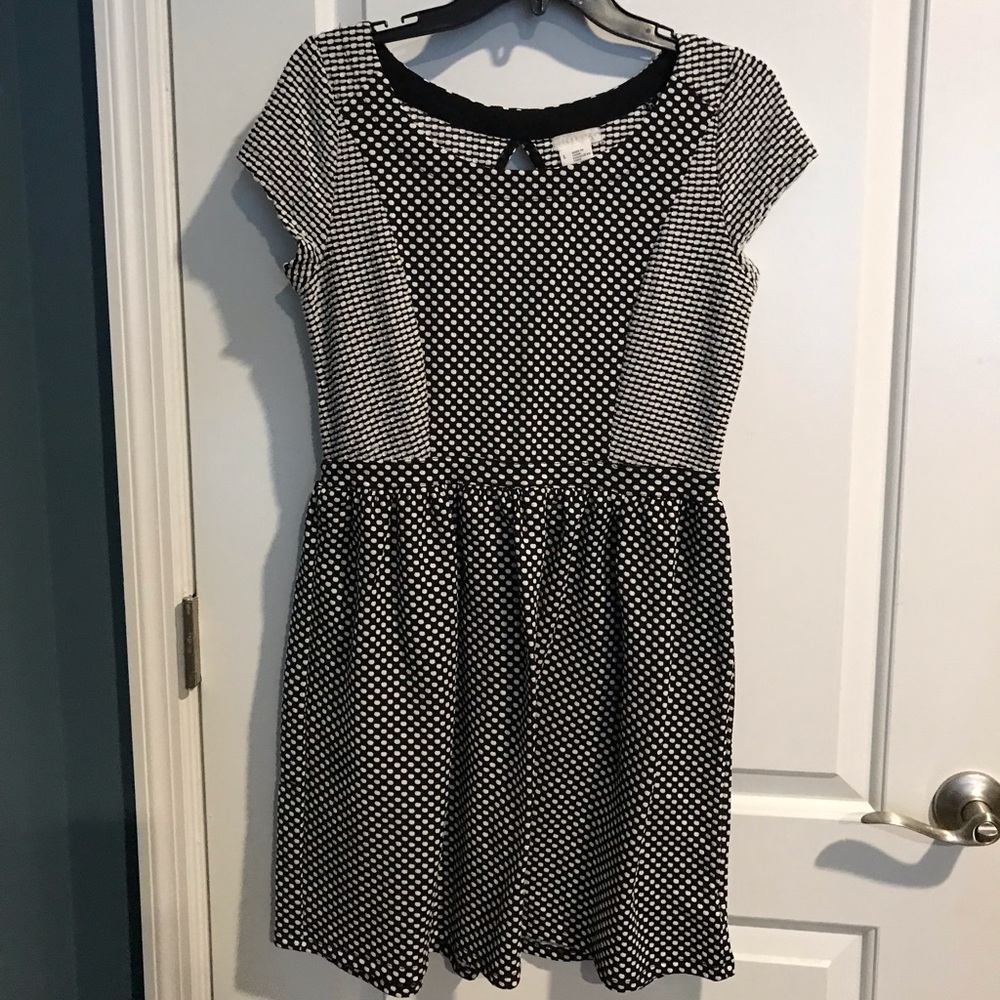 Black & white polka dot dress